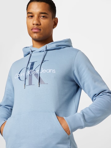 Sweat-shirt 'Essentials' Calvin Klein Jeans en bleu