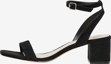 ONLY - Sandalias con hebilla 'Hanna' en negro: frente