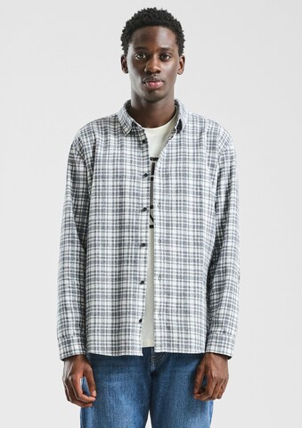 QS Regular fit Skjorta i vit: framsida