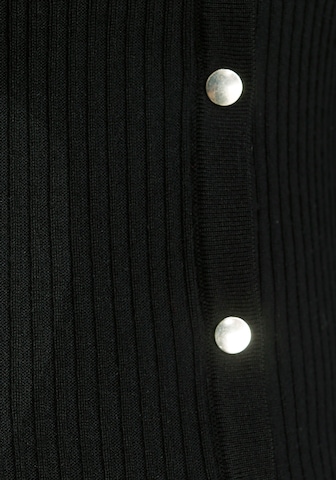 LAURA SCOTT Knit Cardigan in Black