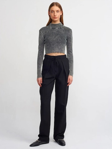 Dilvin Sweater in Grey