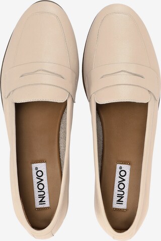 INUOVO Classic Flats in White