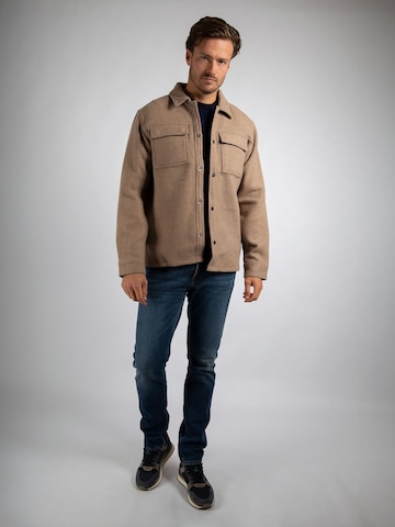 Suitable Tussenjas in Beige