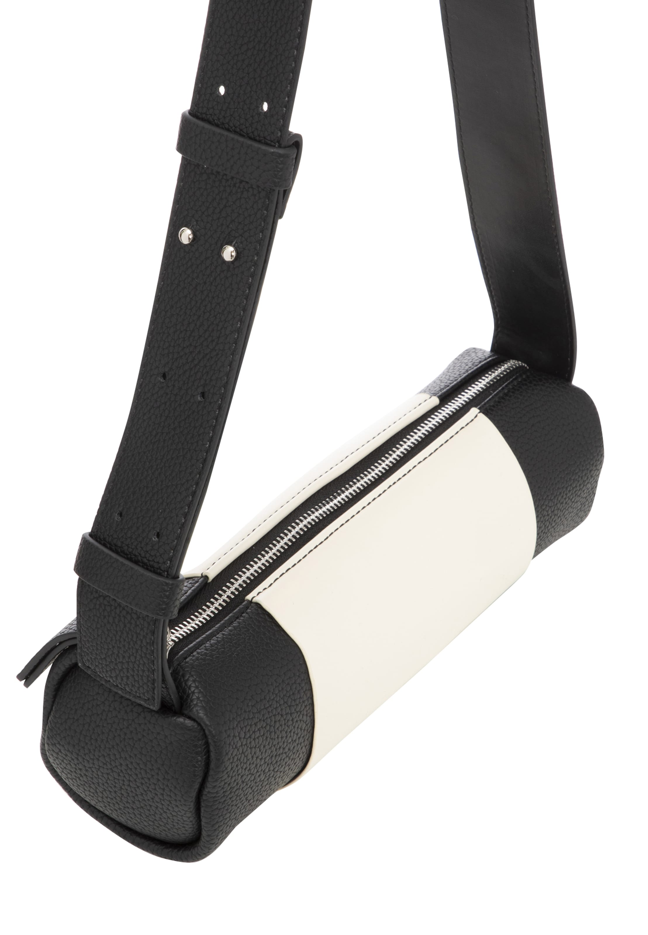 FELIPA Shoulder Bag in Black