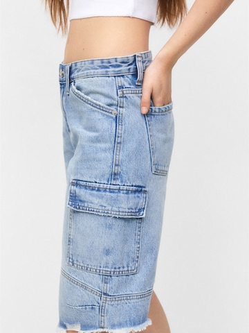 Pull&Bear Loosefit Shorts in Blau