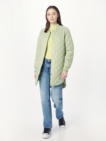 VERO MODA Between-Season Jacket 'Hayle' in Green