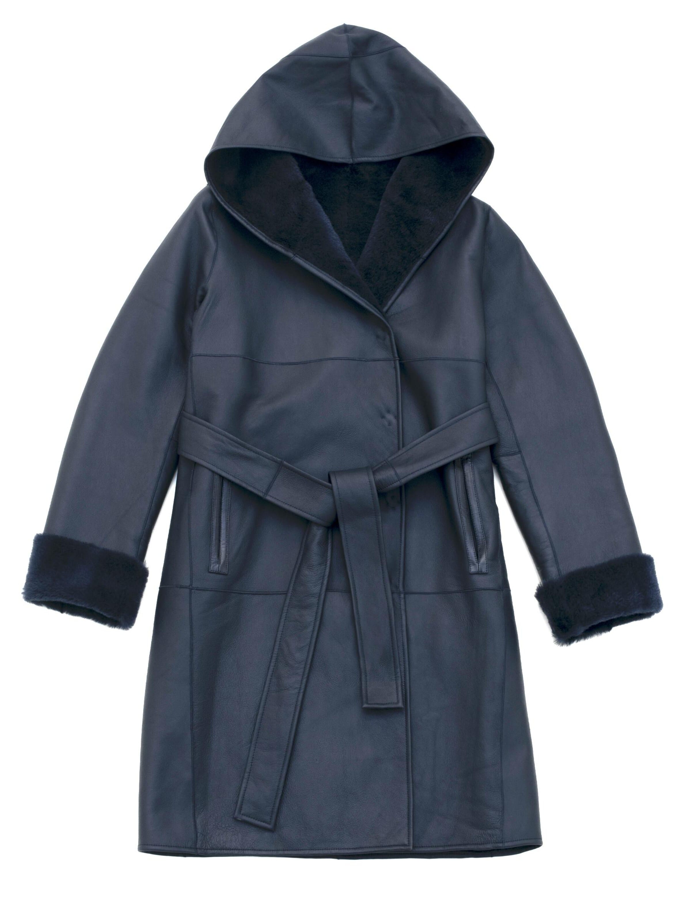 Just things we like Winter Coat 'IZUMI' in Blue: front