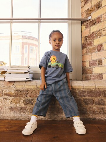 Next Shirt in Blue: front