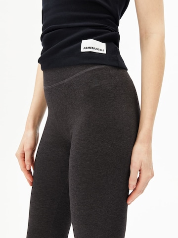 ARMEDANGELS Skinny Leggings 'FARIBAA' in Grey: front
