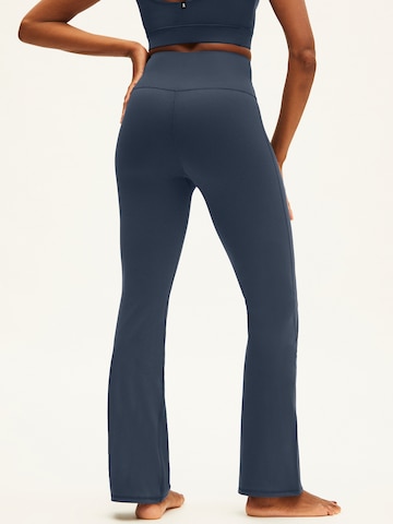 ARMEDANGELS Flared Leggings 'YAJAANA' in Blau