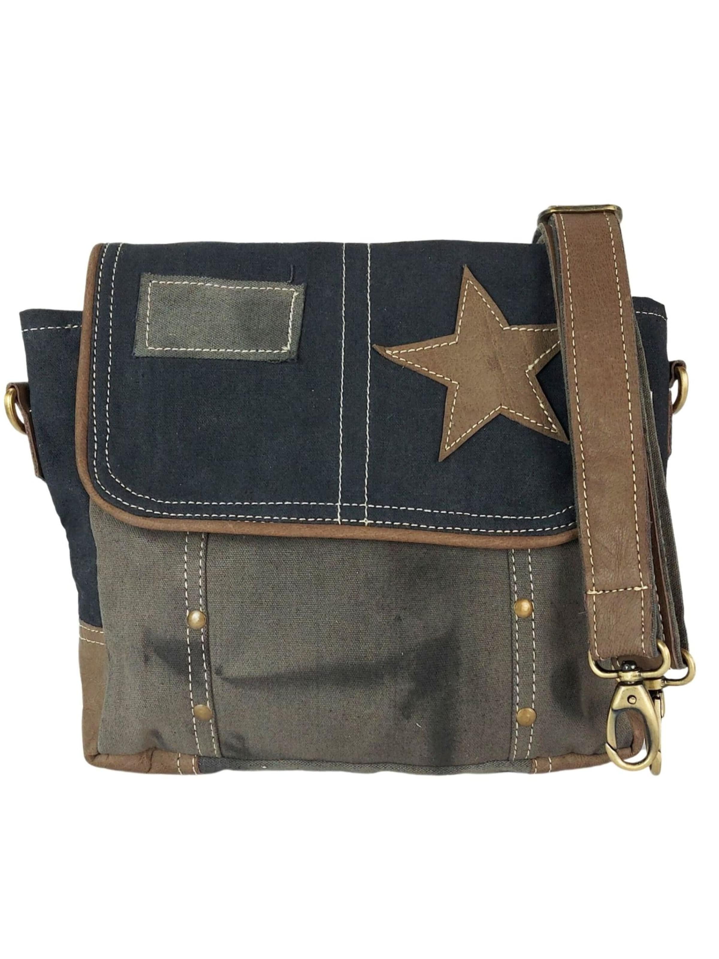 Sunsa Crossbody Bag 'Sunsa' in Black: front