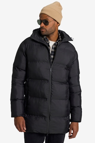 STHUGE Winter Jacket in Black: front