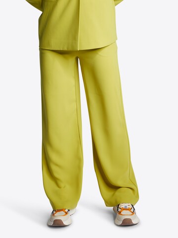 Rich & Royal Lużny krój Spodnie w kolorze żółty: przód