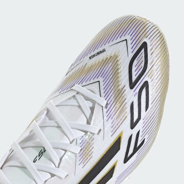 ADIDAS PERFORMANCE - Zapatillas de fútbol 'F50 Pro' en blanco