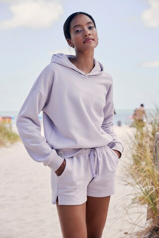 LASCANA Sweatshirt in Lila: voorkant