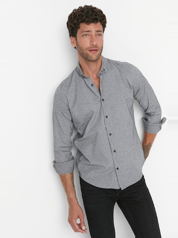 Regular fit Camicia di Trendyol in grigio