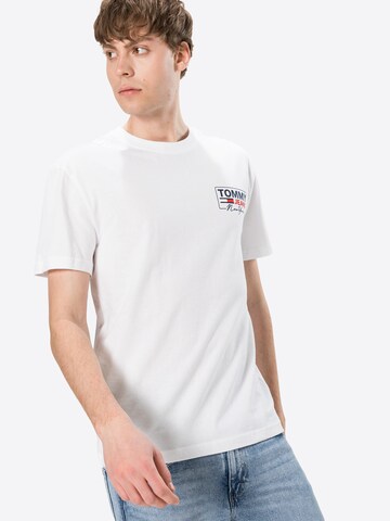 Tricou de la Tommy Jeans pe alb: față