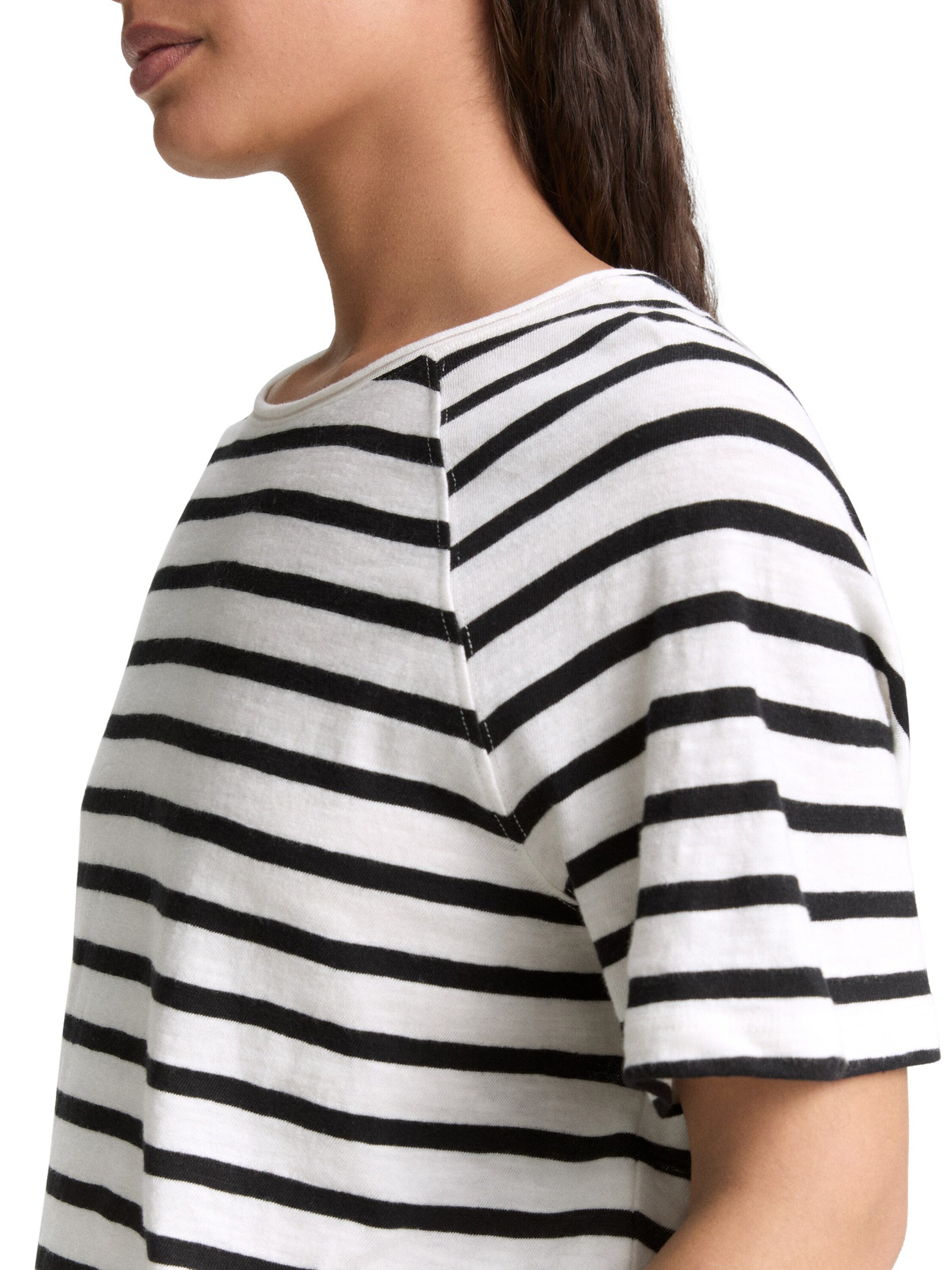 Tricou de la TOM TAILOR pe alb