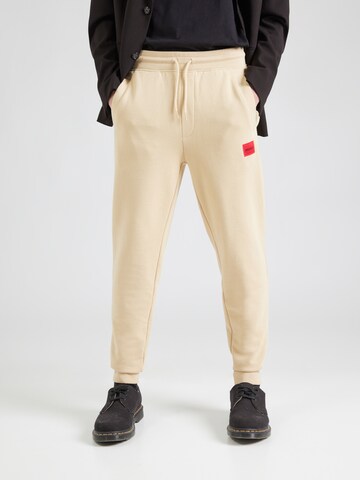 HUGO Tapered Broek 'Doak' in Beige: voorkant