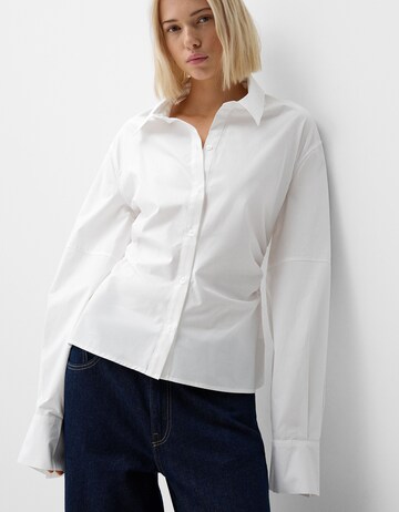 Camicia da donna di Bershka in bianco