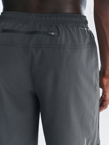 Next Regular Sportshorts in Grau