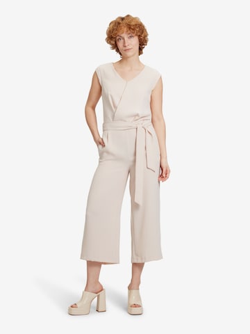 Cartoon Jumpsuit in Beige: voorkant