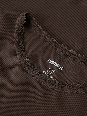 NAME IT Majica 'NMFKAB' | rjava barva