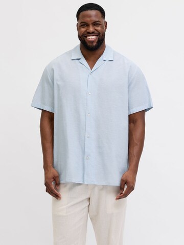 Jack & Jones Plus Comfort fit Button Up Shirt 'JJEBreeze' in Blue: front