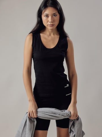 Maglietta 'Canotta Spalla Larga' di OWN Off With Nature in nero: frontale