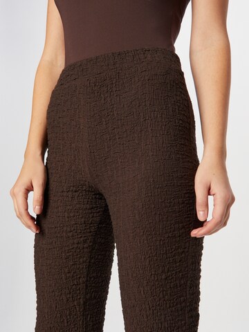 évasé Pantalon 'MARGAUX' Envii en marron