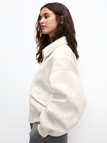 Veste mi-saison Pull&Bear en beige