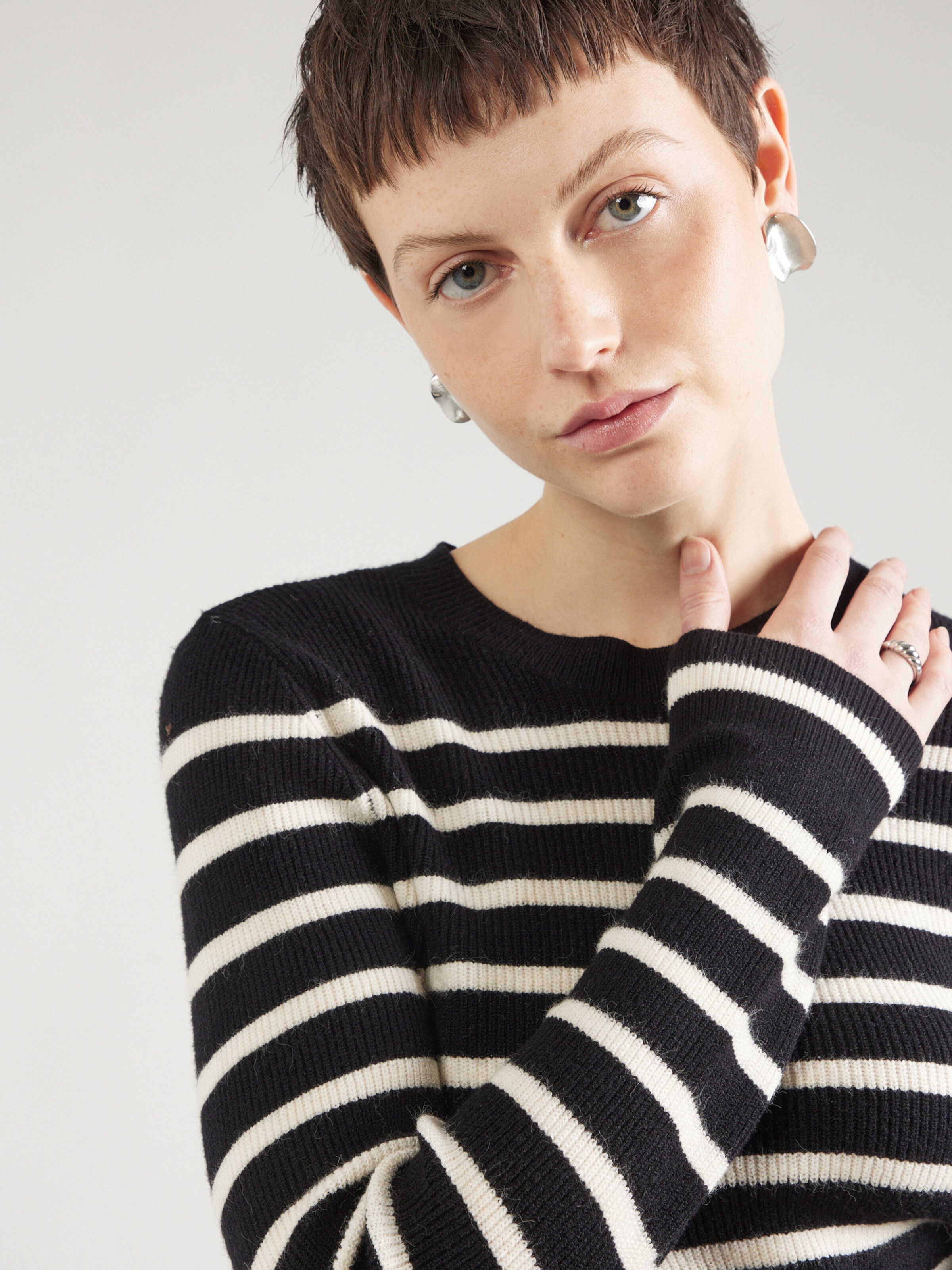 Only knitwear top