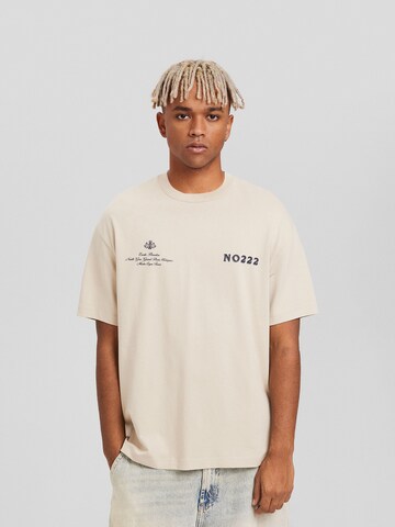 Bershka T-Shirt in Beige: Vorderseite