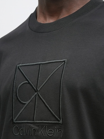 T-Shirt Calvin Klein en noir