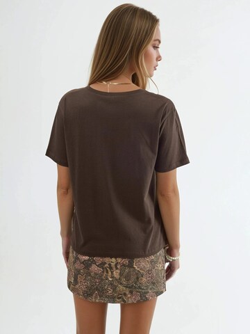 Busem Shirt in Bruin