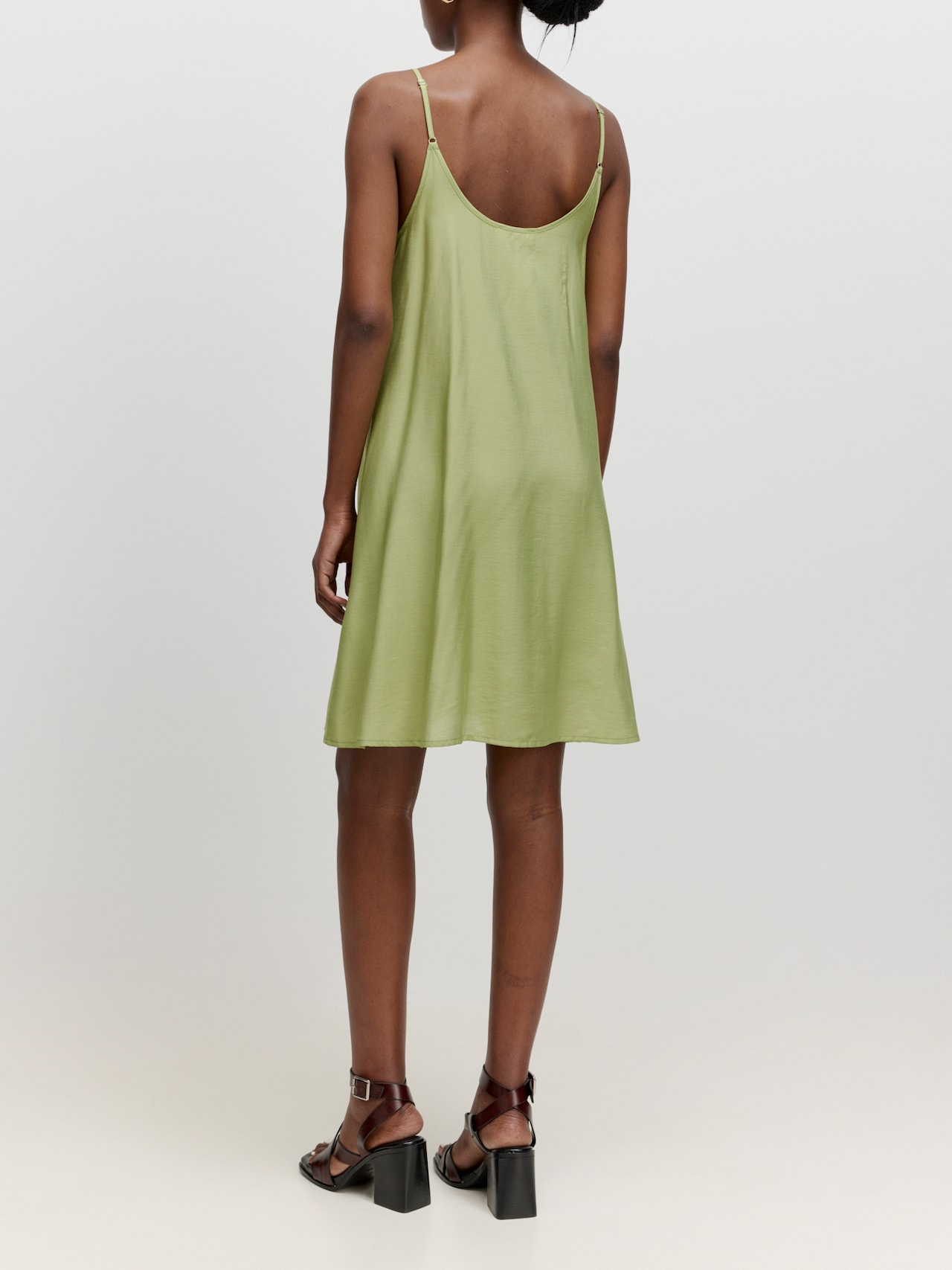 EDITED Vestido de verano 'Lila' verde