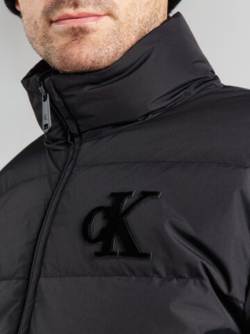 Calvin Klein Jeans Φθινοπωρινό και ανοιξιάτικο μπουφάν 'CHENILLE' σε μαύρο