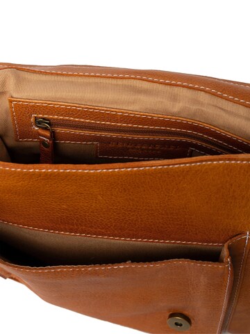 RE:DESIGNED Bag ' Nelia ' in Braun