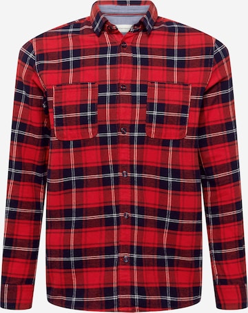 TOM TAILOR - Ajuste confortable Camisa en rojo: frente