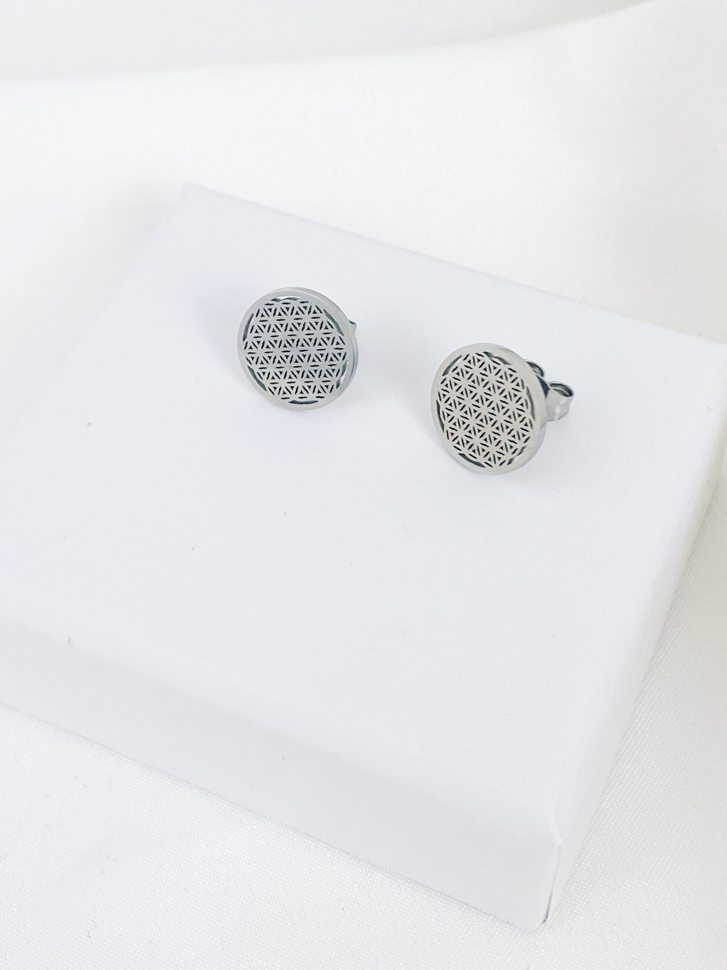 Hey Happiness Earrings 'Flower Of life' in Silver