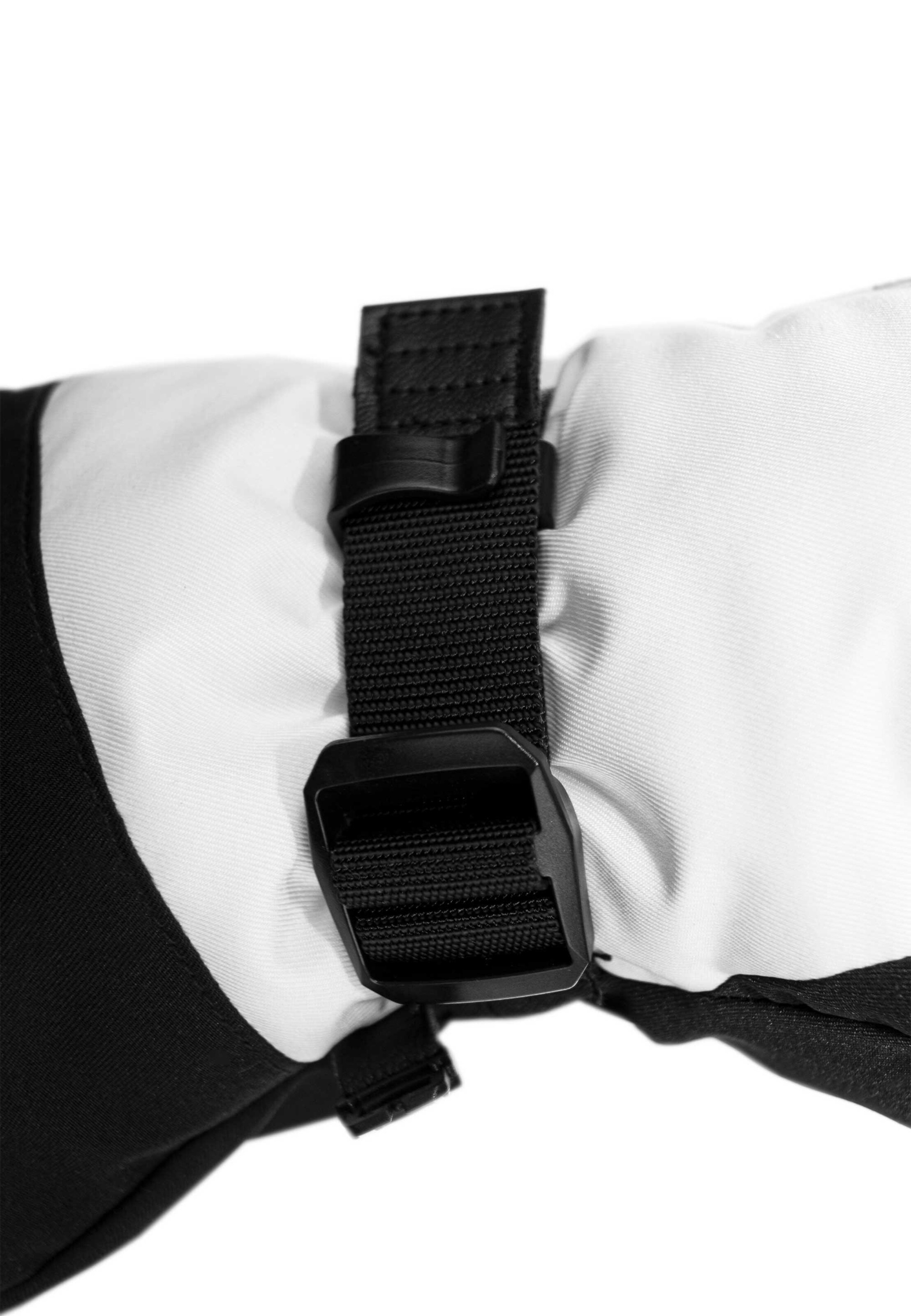 REUSCH Sporthandschuhe 'Demi' in Schwarz