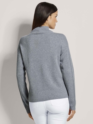 MADELEINE Pullover in Grau