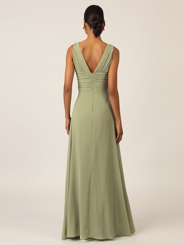 APART Evening Dress in Green