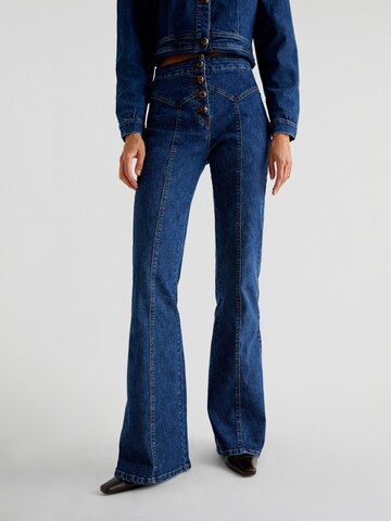 Scalpers Flared Jeans 'Candy' in Blue: front