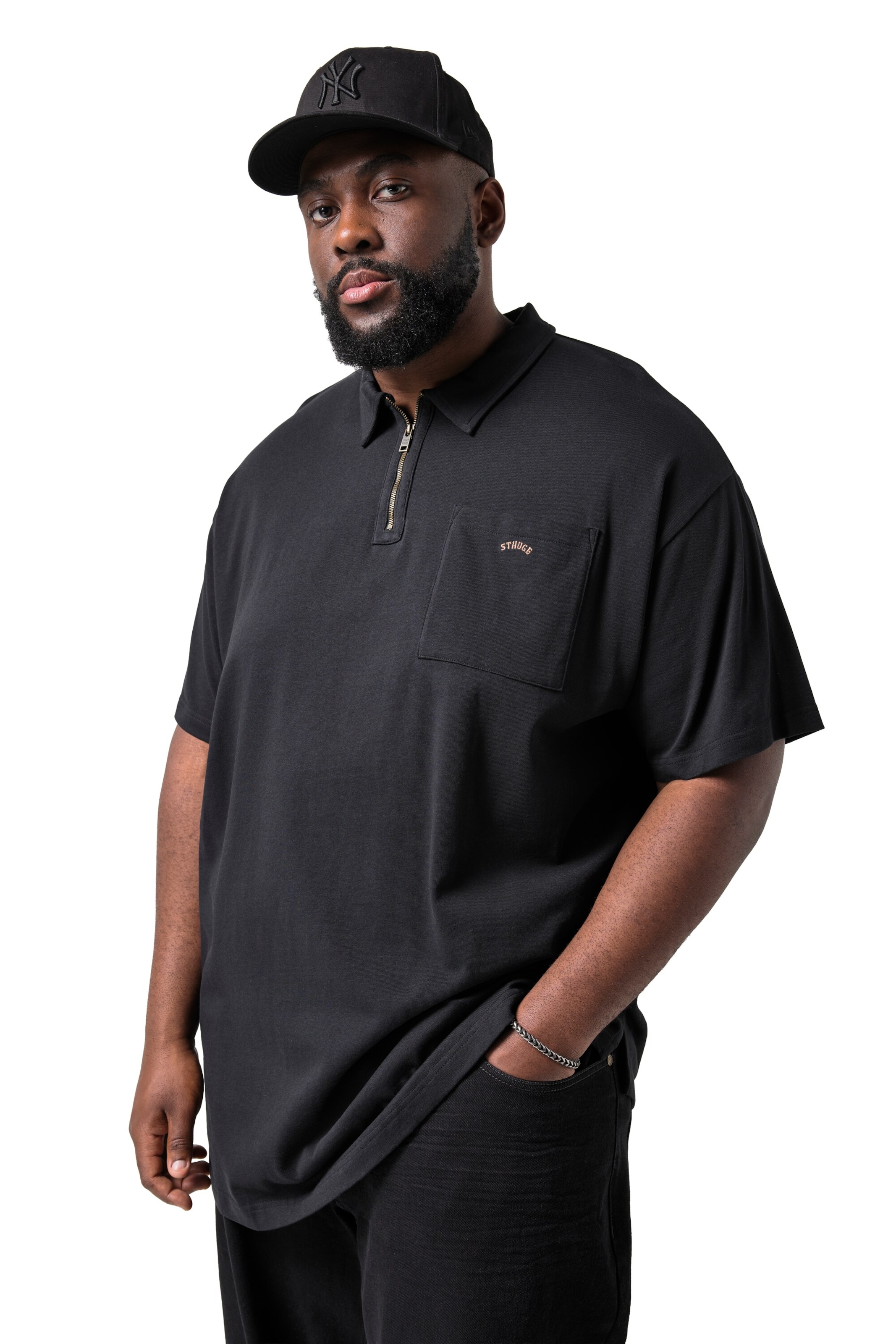 STHUGE Poloshirt in Schwarz: Vorderseite