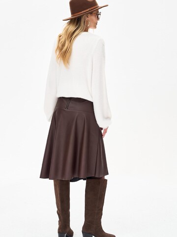 Blue Shadow Sweater in Beige