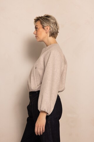 Zhrill Between-Season Jacket in Beige