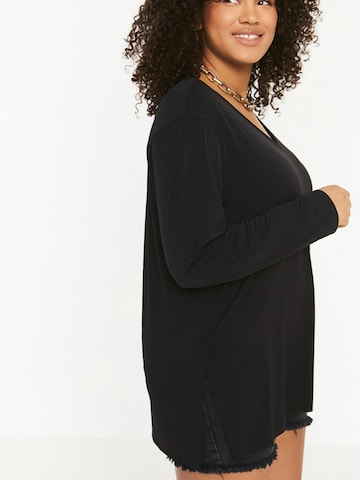 Trendyol Curve - Camiseta en negro