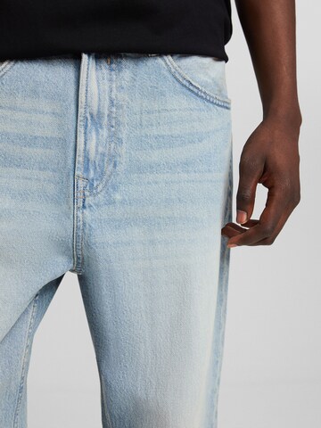 Bershka Loosefit Jeans in Blau