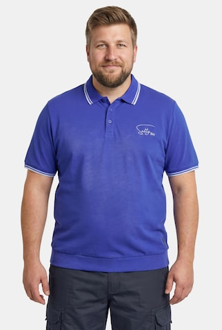 Men Plus Poloshirt in Blau: Vorderseite
